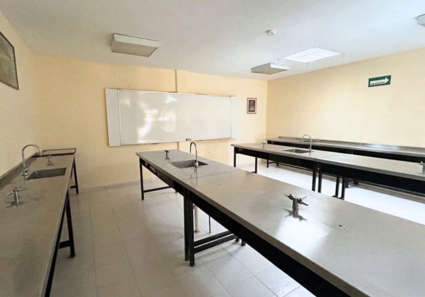 Laboratorio de ciencias del Colegio Mercedes